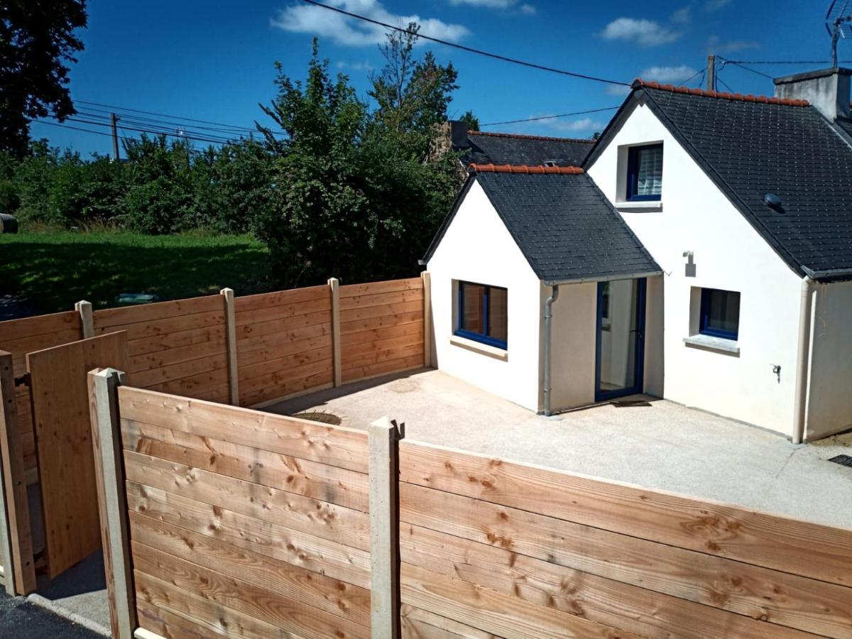 Charmante Petite Maison Rostiviec Bord De Ferienhaus Loperhet